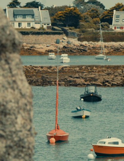 Bretagne, plan d'eau et bateaux